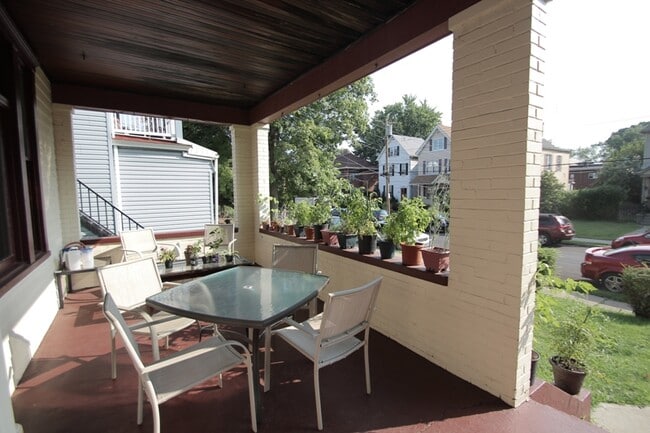 Photo - 732 Savannah Ave Unit 1