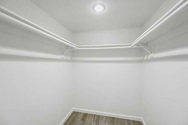 Photo - 1075 E Chandler Blvd Unidad 120