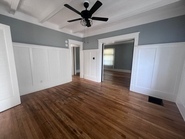 Photo - Large Single Family Five Bedroom Home!