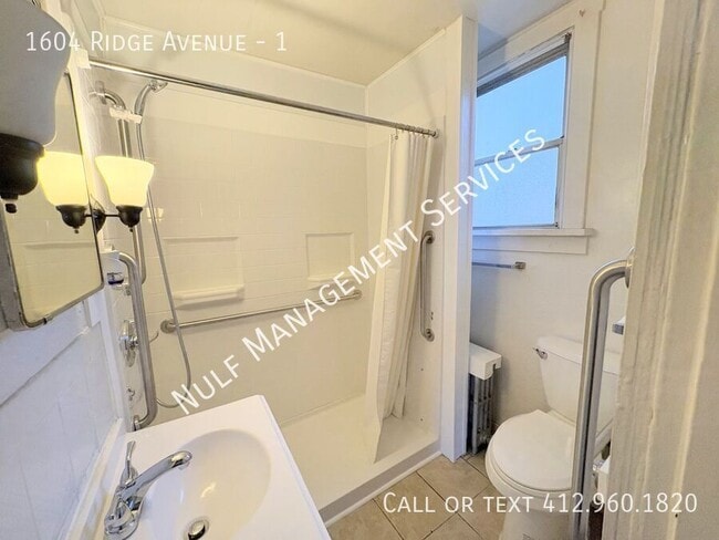 Photo - 1604 Ridge Ave Unit 1