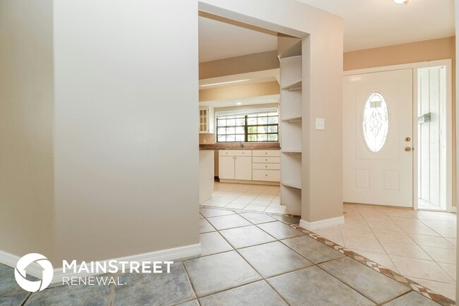 Photo - 1718 Tall Pines Dr