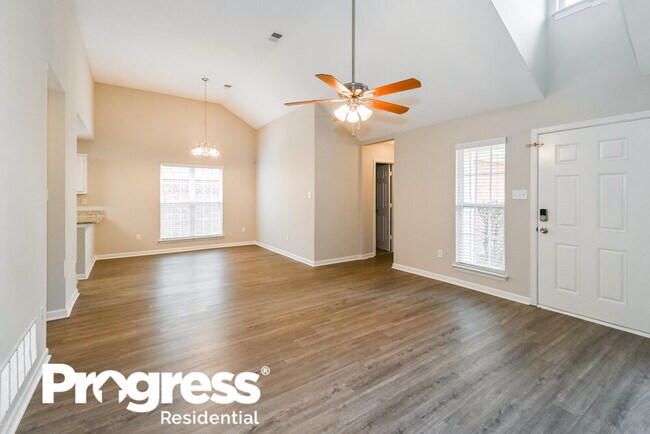 Photo - 5289 Kalian Cove