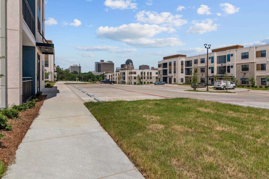 Bayou Grande - Bayou Grande Apartments