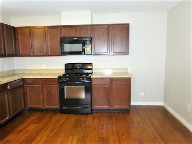 Photo - 21426 Partha Way