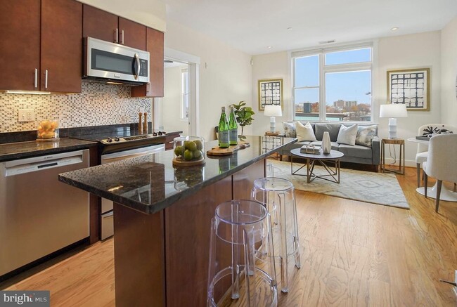 Kitchen/Living room - 2910 Georgia Ave NW Condominio Unidad 302