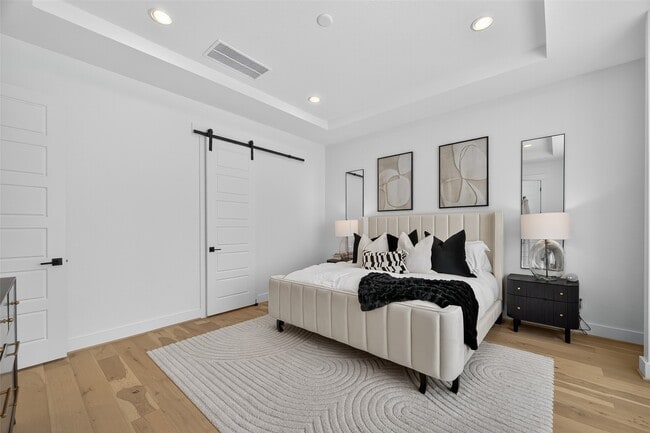 Building Photo - 4806 Gano St