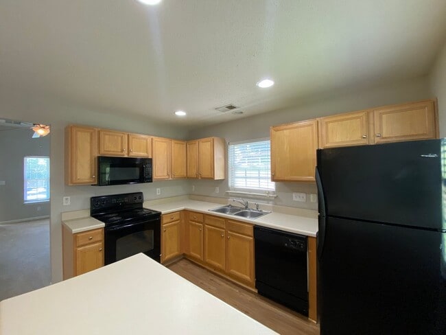 Photo - 3006 Kensington Pl