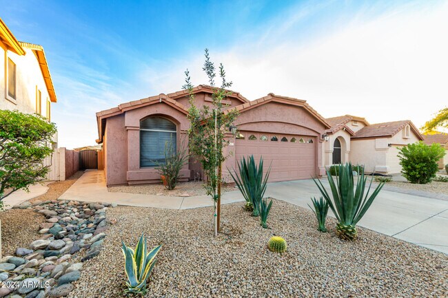 Photo - 4847 E Abraham Ln