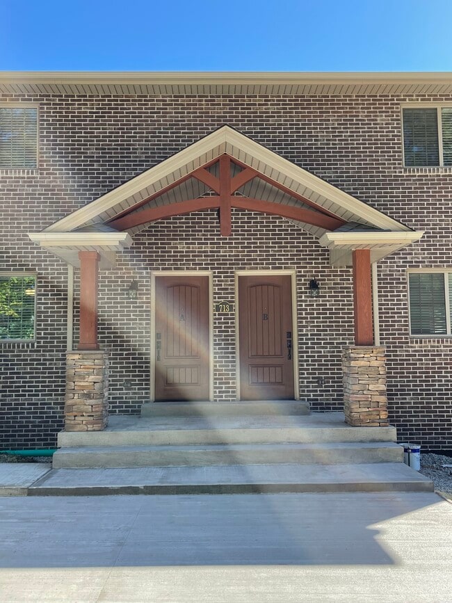 Photo - 713 Adkins St Townhome