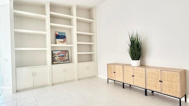 Photo - 7701 Pine Island Way