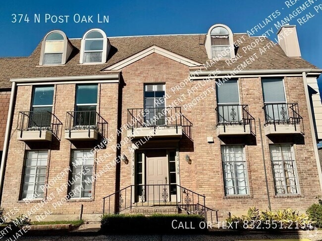 Building Photo - 374 N Post Oak Ln Rental