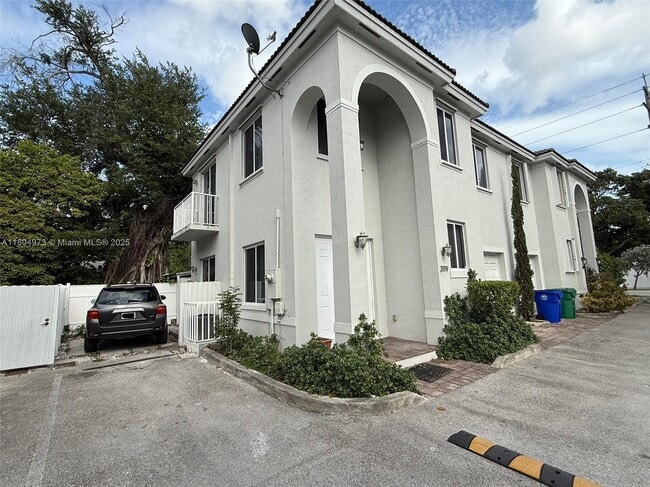 Photo - 3119 NW 11th St