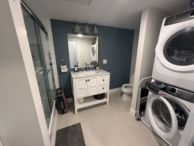 Photo - 249 Lexington St Unit 2