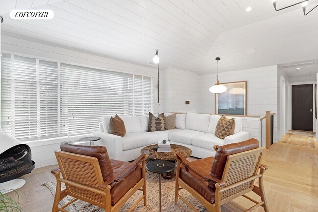 Photo - 43 Hempstead St