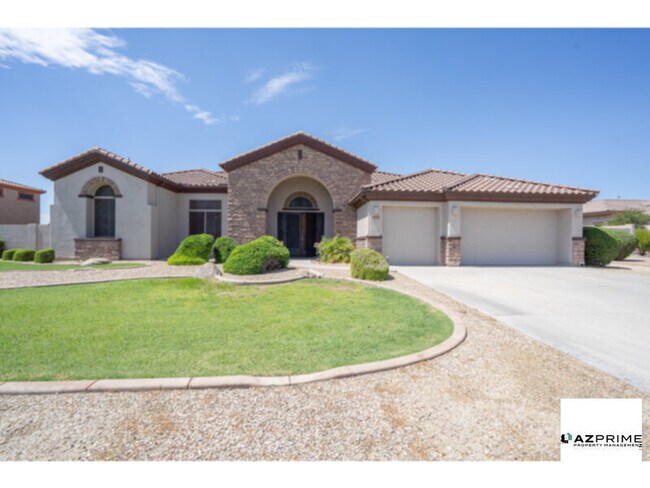 Photo - Experience Unparalleled Luxury in this Stu...