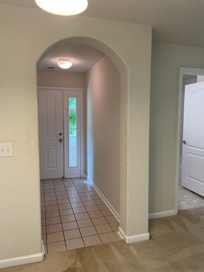 Photo - 2 bed/2 bath 2nd-floor condo in Lakeshores at Centerra.