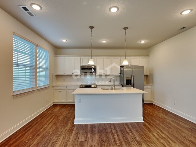 Photo - 8292 Northpoint Dr