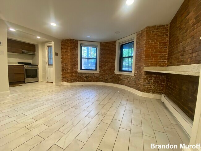 Photo - 482 Columbus Ave Unidad GARDEN