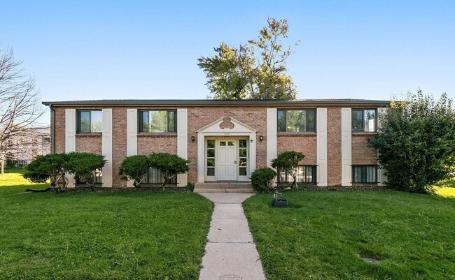 1410 S Ash St Unit 4