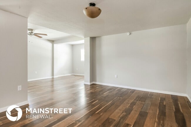 Photo - 825 E Jackson Ave