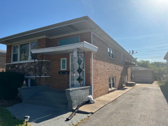 Photo - 14355 Park Ave