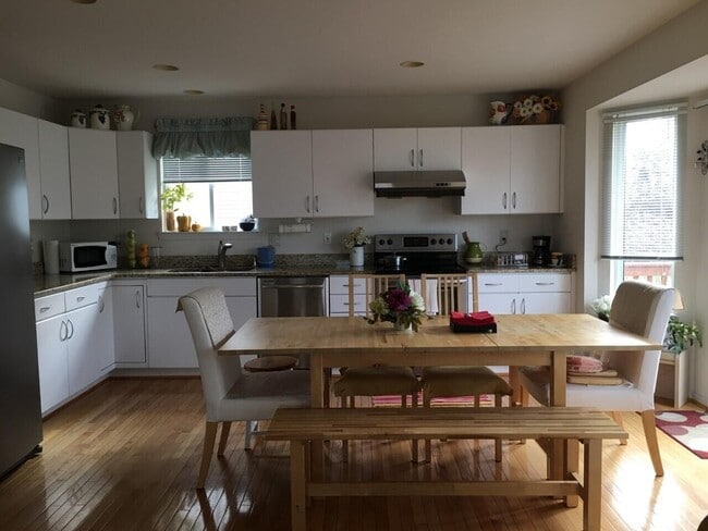 Photo - 156 Arthur Ave