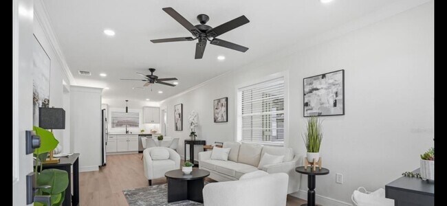 Photo - 2206 Gordon St