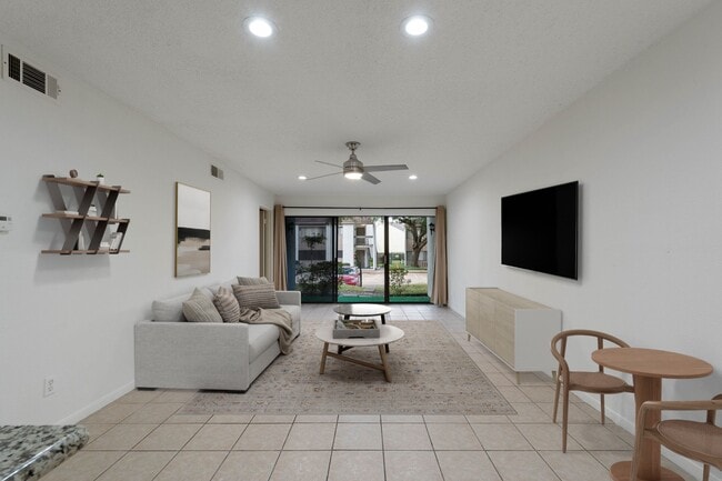 Photo - 12100 Melville Dr Unit 407D