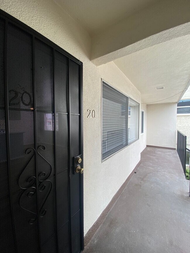 Photo - p1736