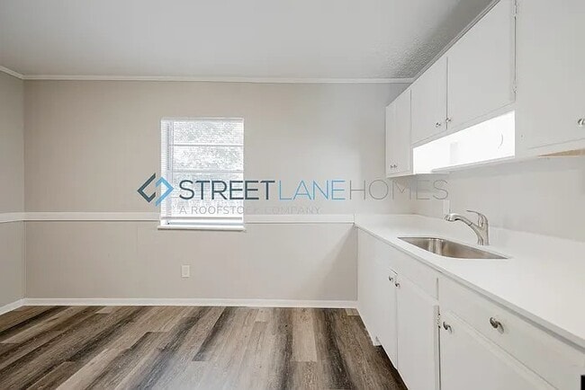 Photo - 3601 Dunhill Dr