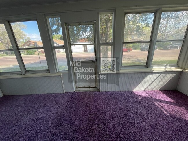 Photo - 509 E 1st- 3 bedroom single story house