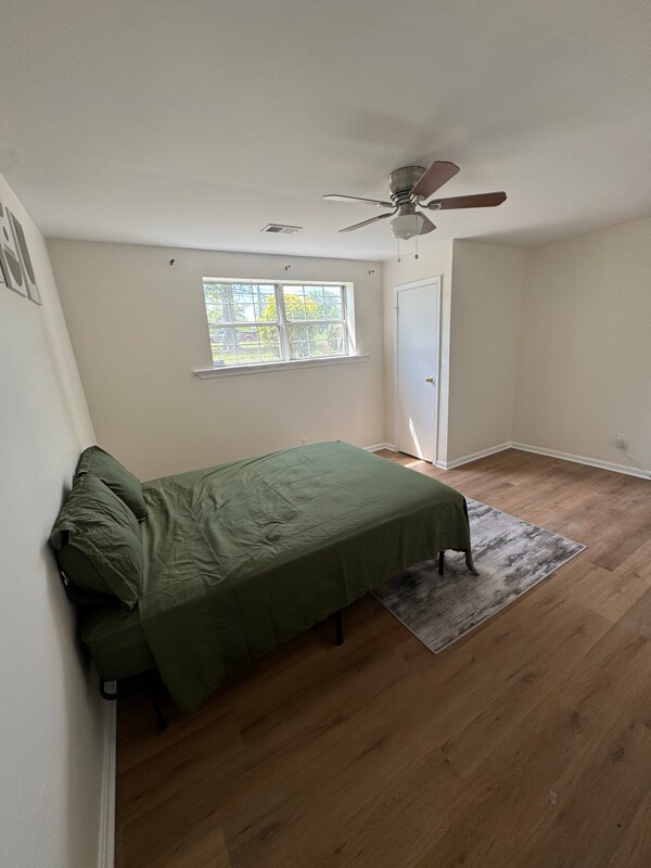 Photo - 2014 Ritchie Rd