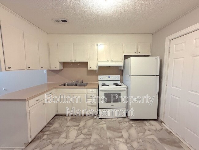 Photo - 2132 Brookneal Dr
