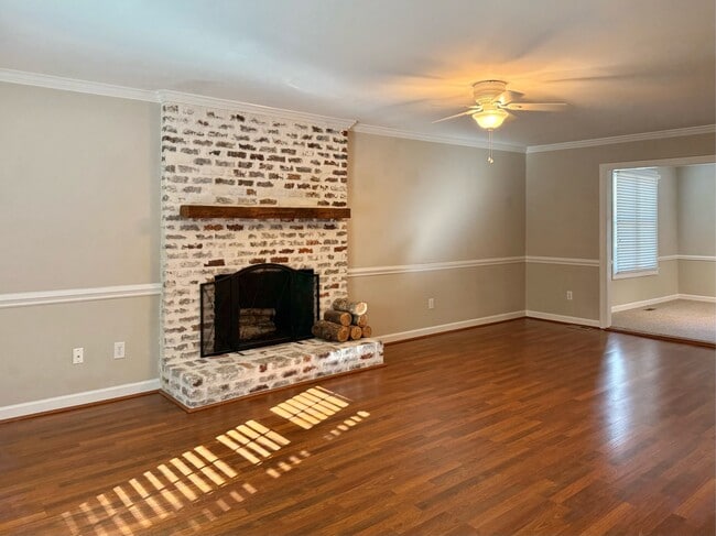 Photo - 103 Amber Ln