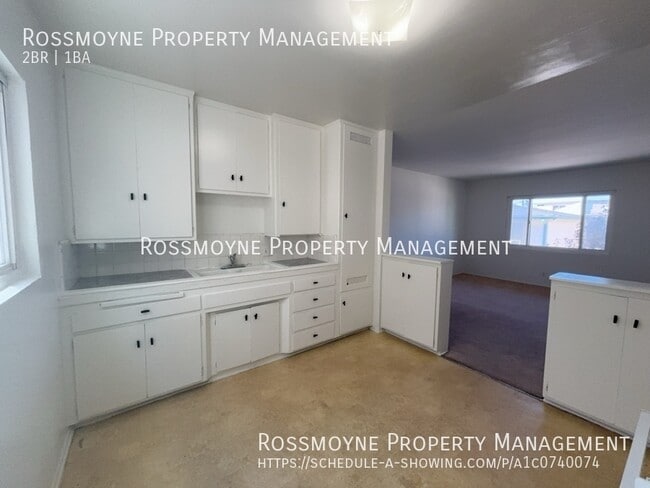 3342 1/4 Andrita St-