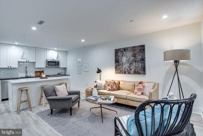 Photo - 22 Bryant St NW Unit 1