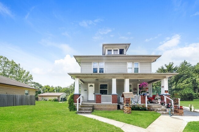 Building Photo - 1501/1503 Clifton Ave Unit 1503