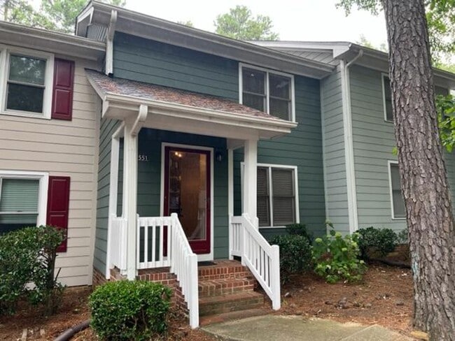 Building Photo - 1551 Woodcroft Dr Rental
