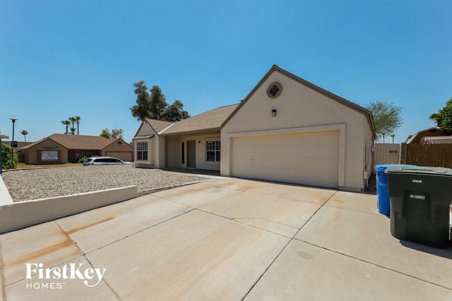 Photo - 19002 N 45th Cir