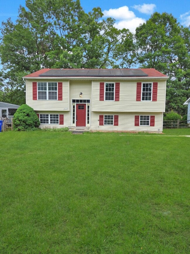 Photo - 5121 Beaugregory Ct House