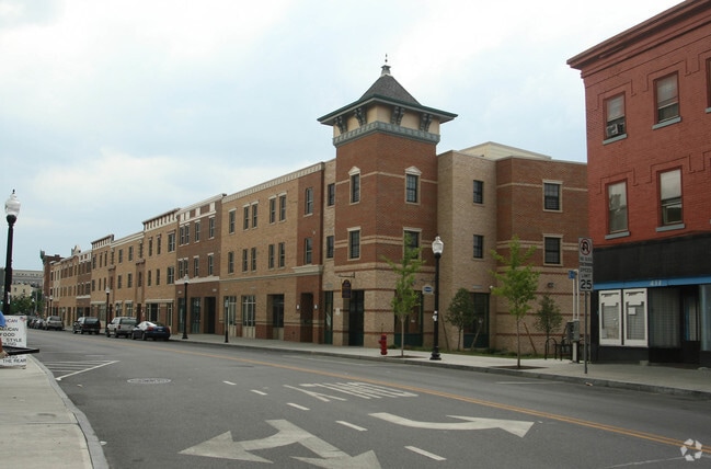 Photo - The Hamilton