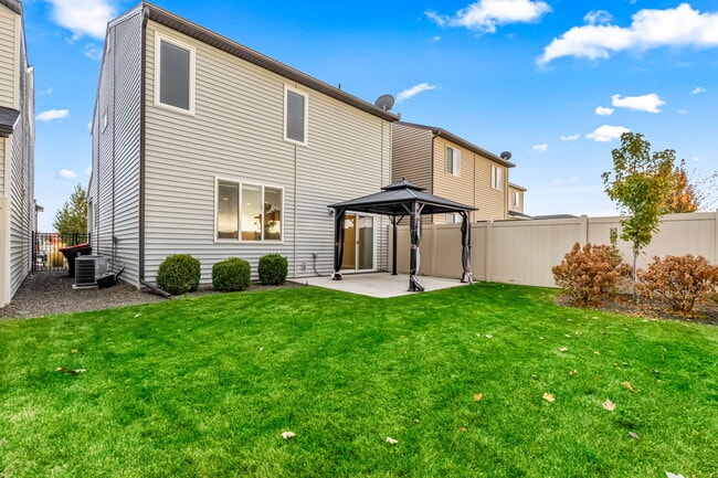 Photo - 2169 S Hills Ave