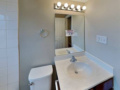 Photo - 774 Asbury Dr