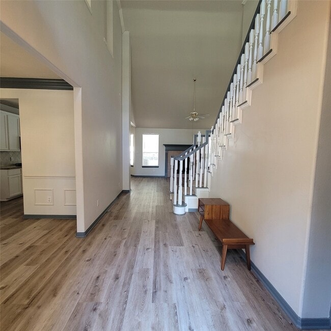 Photo - 18411 Autumn Park Dr