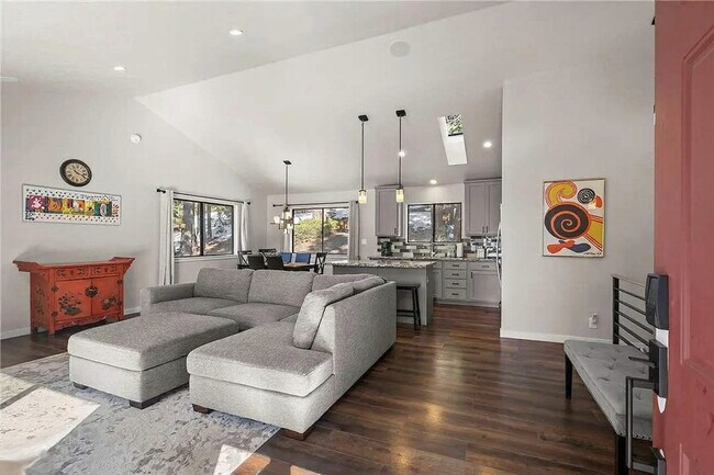 696 Bidwell Ct Unit SI ID1522998P