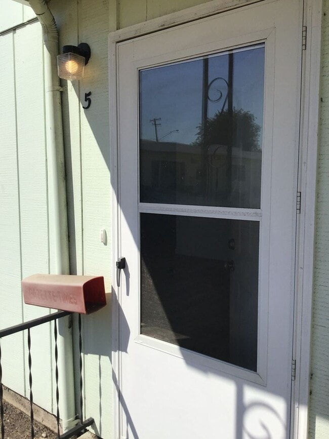 Photo - 146 S 20th St Unit 05
