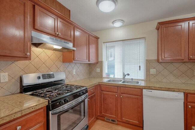 Photo - SOUTH SEATTLE HOME WITH YARD & 2 CAR GARAGE!