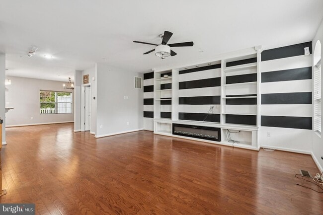 Photo - 15603 Tibberton Terrace