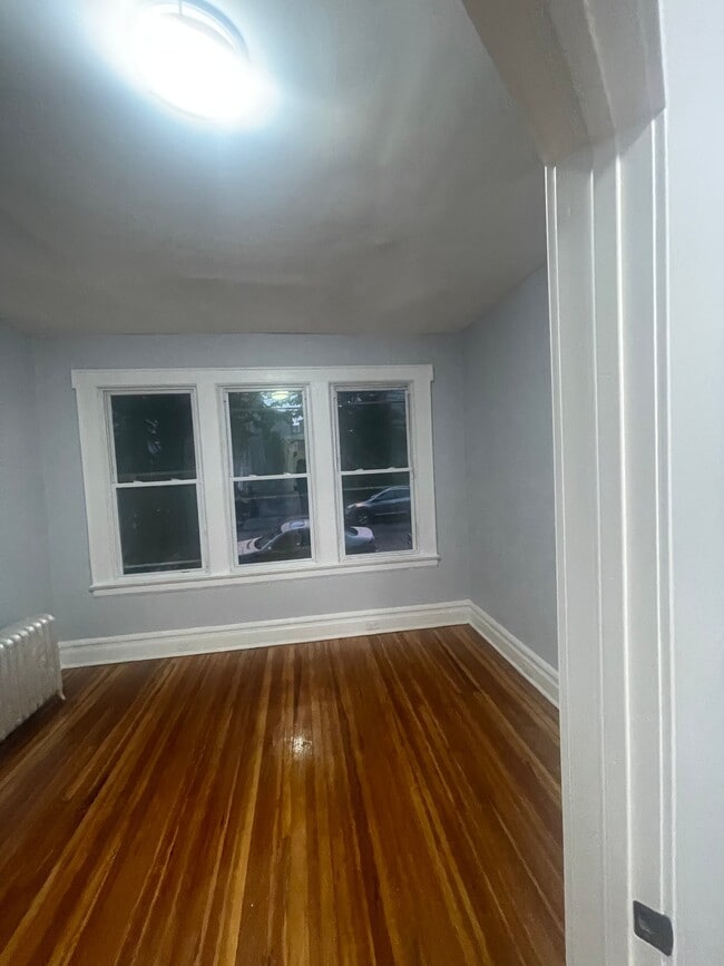Photo - 46-48-48 Lincoln Pl Unit 1R