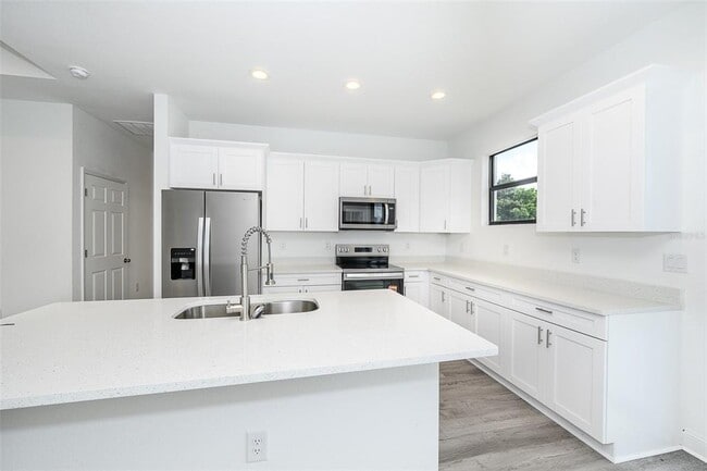Photo - 3304 Glencove St